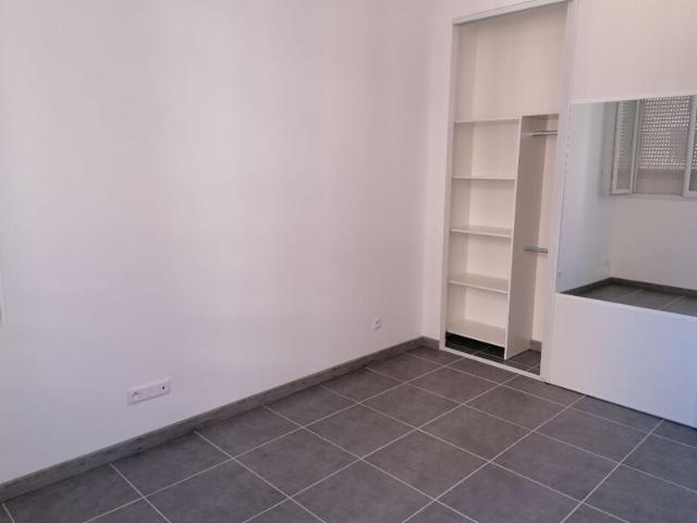 Appartement à louer 2 pièces • 49,86 m2 Béziers