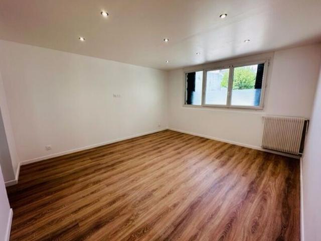 Appartement à louer 2 pièces • 40,30 m2 Rosny sous Bois