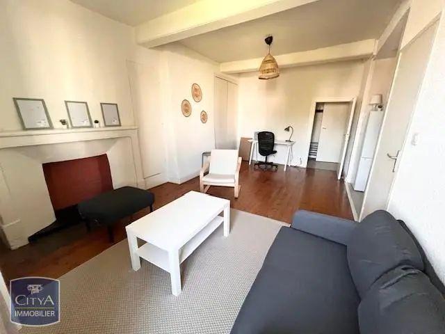 Appartement à louer 2 pièces 41.5m²