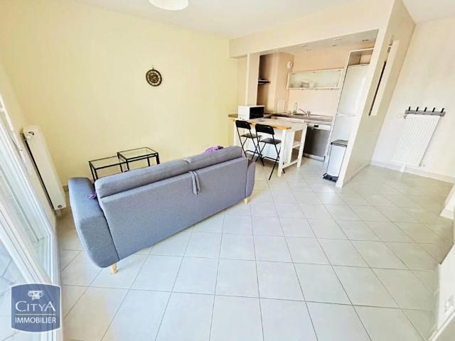 Appartement à louer 2 pièces 41.68m²