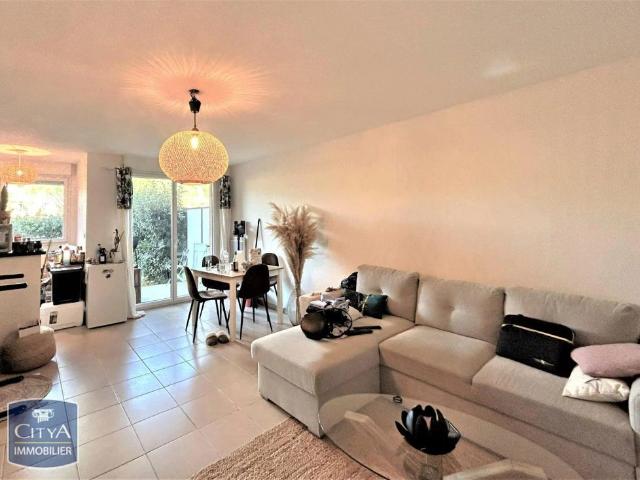 Appartement à louer 2 pièces 42.04m²