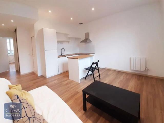 Appartement à louer 2 pièces 42.08m²
