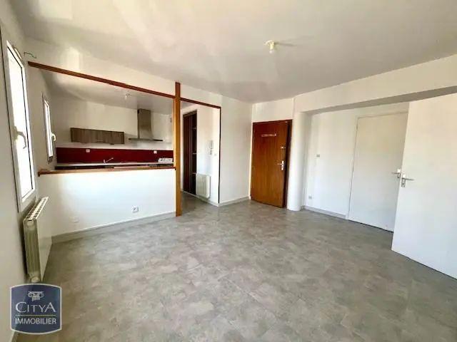 Appartement à louer 2 pièces 42.11m²
