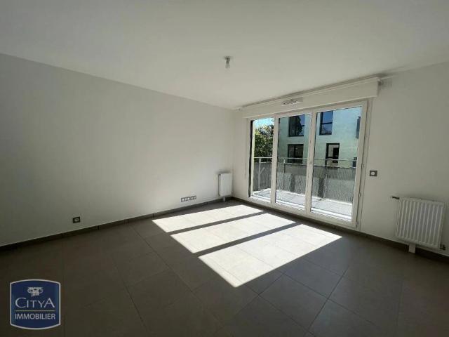 Appartement à louer 2 pièces 42.28m²