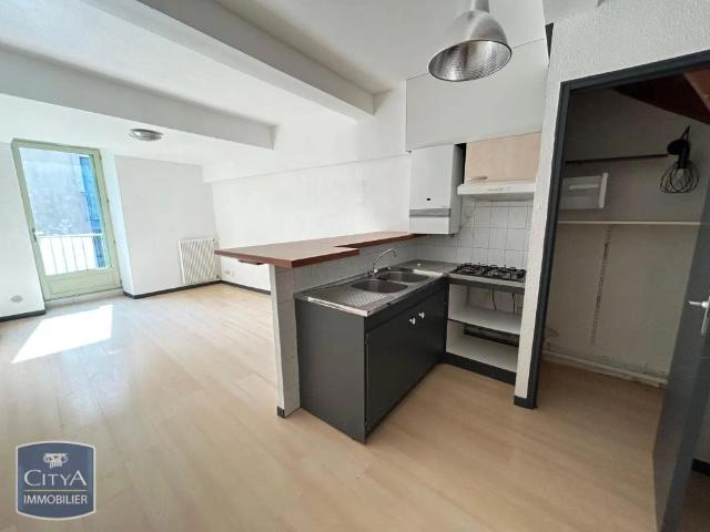 Appartement à louer 2 pièces 42.58m²