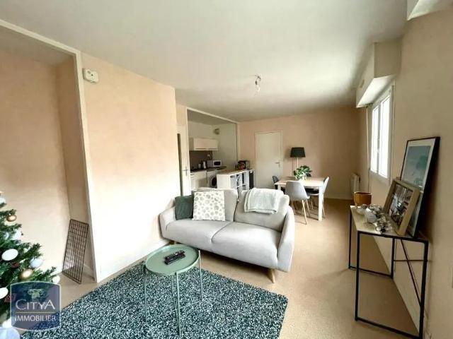 Appartement à louer 2 pièces 42.74m²