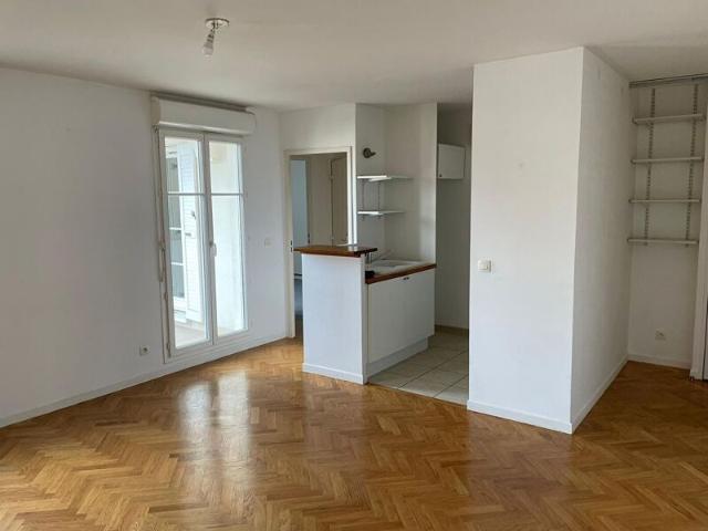 Appartement à louer 2 pièces • 42,75 m2 Le Plessis Robinson