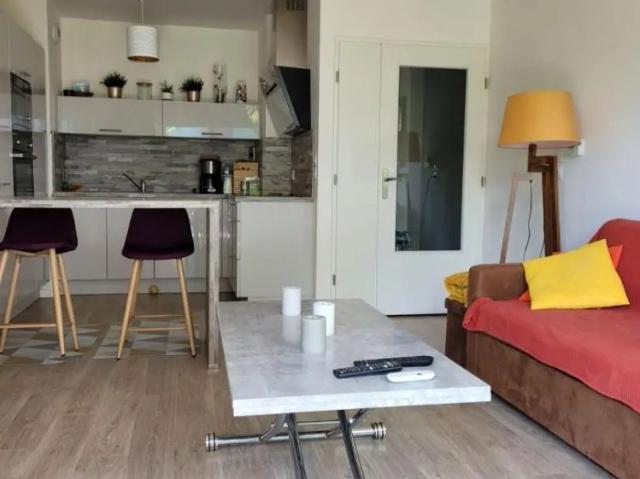 Appartement à louer 2 pièces 42.75m²