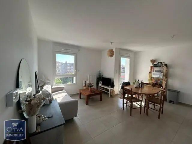 Appartement à louer 2 pièces 42.78m²