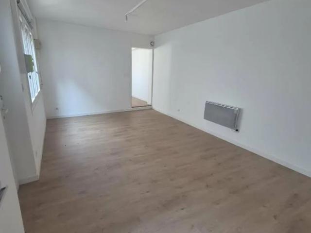 Appartement à louer 2 pièces 42.79m²