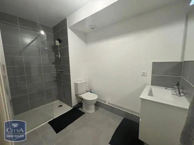 Appartement à louer 2 pièces 42.7m²
