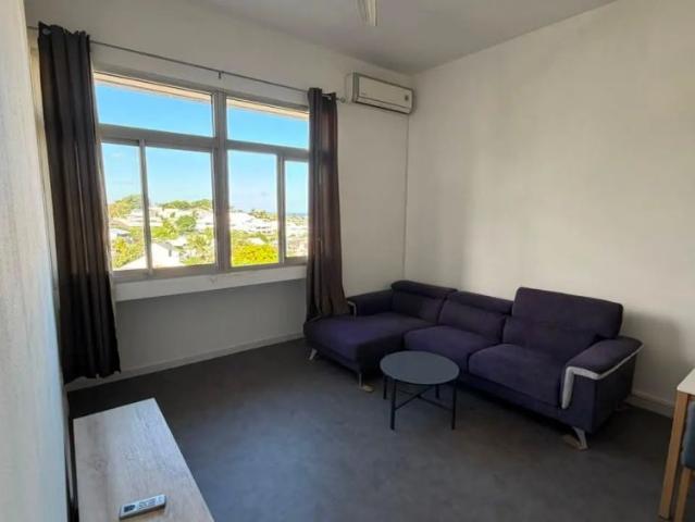 Appartement à louer 2 pièces 42m²
