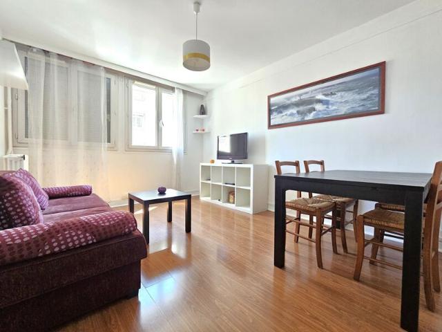 Appartement à louer 2 pièces • 43 m2 Vanves