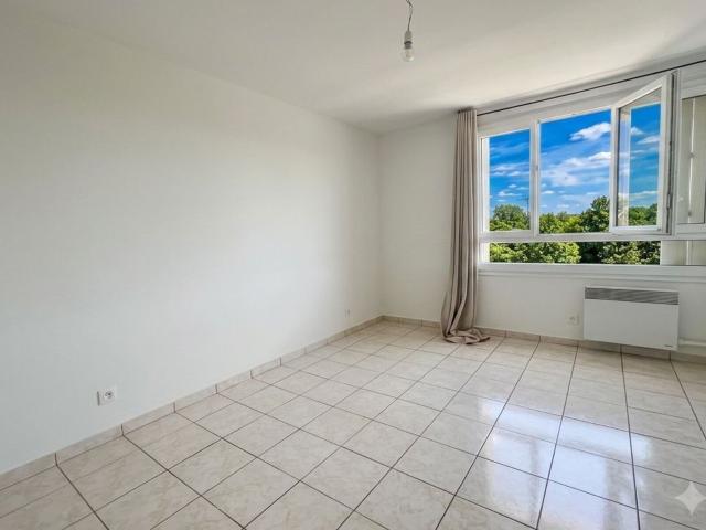 Appartement à louer 2 pièces 43 m