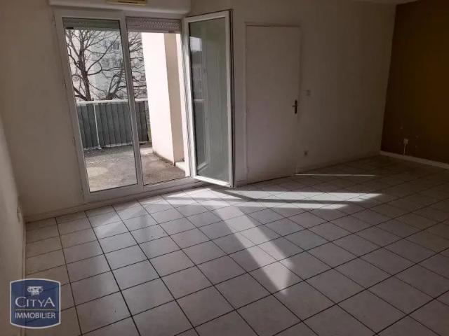 Appartement à louer 2 pièces 54.44m²