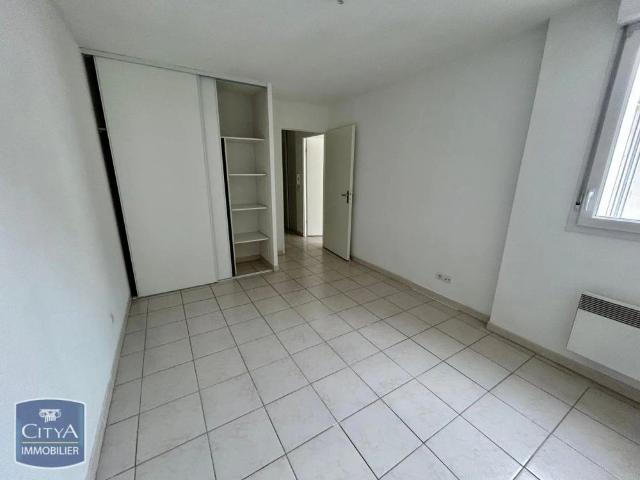 Appartement à louer 2 pièces 54.6m²