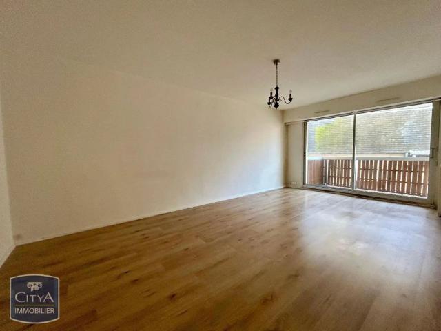 Appartement à louer 2 pièces 54m²