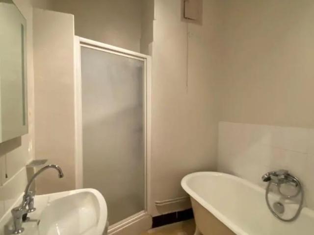 Appartement à louer 2 pièces 55.36m²