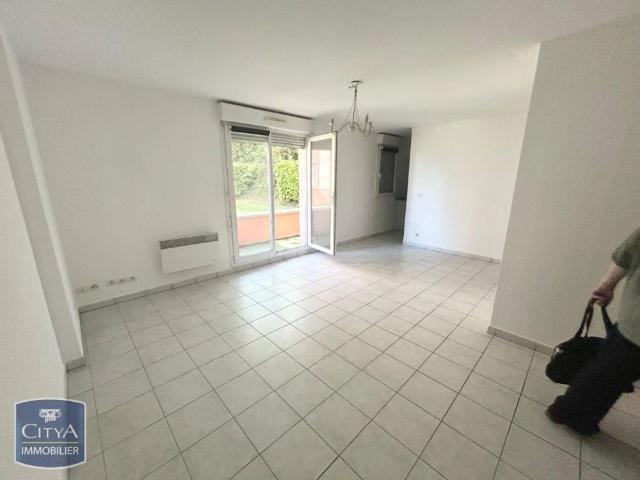 Appartement à louer 2 pièces 55.45m²