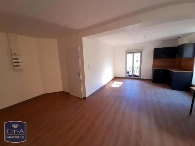 Appartement à louer 2 pièces 55.4m²