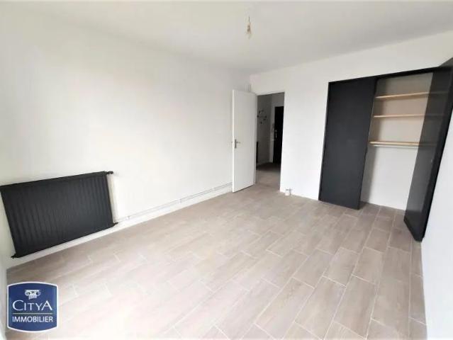 Appartement à louer 2 pièces 55.72m²