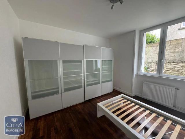 Appartement à louer 2 pièces 55.92m²