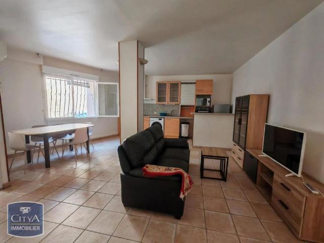 Appartement à louer 2 pièces 56.84m²