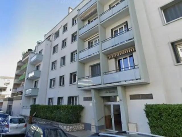 Appartement à louer 2 pièces 56.96m²