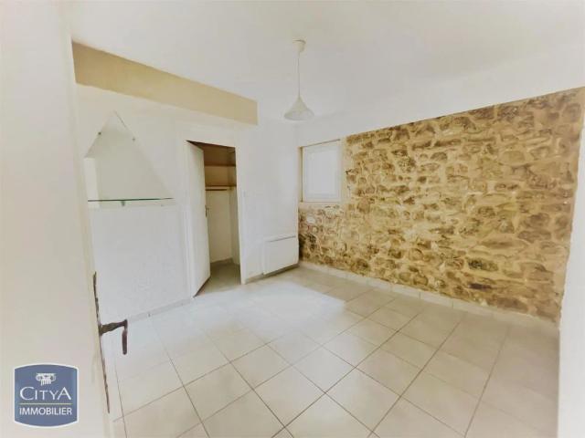 Appartement à louer 2 pièces 56.92m²