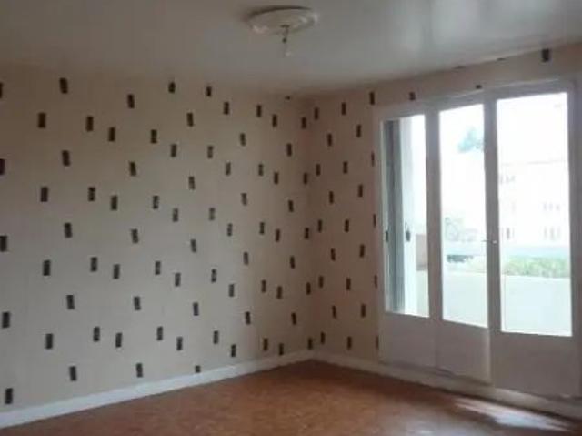 Appartement à louer 2 pièces 56.93m²