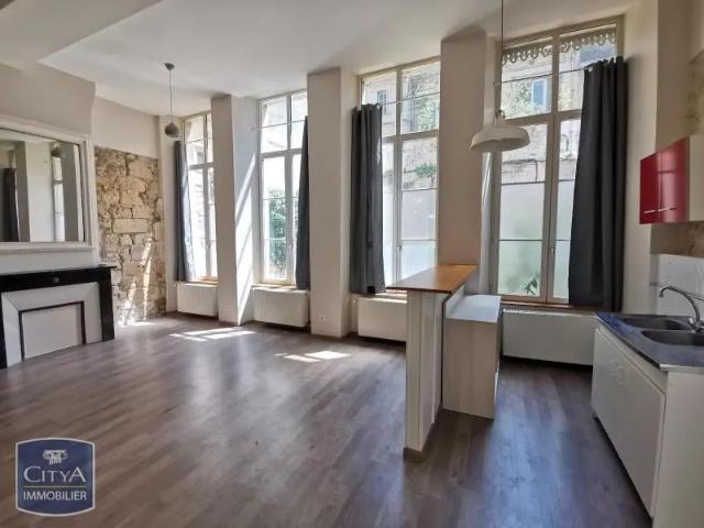 Appartement à louer 2 pièces 57.06m²