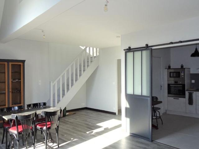 Appartement à louer 2 pièces 57,62 m