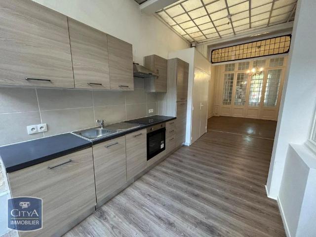 Appartement à louer 2 pièces 57.74m²