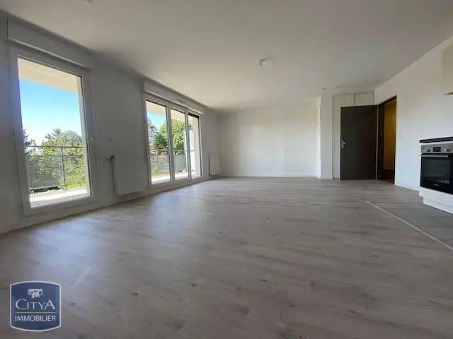 Appartement à louer 2 pièces 57.76m²