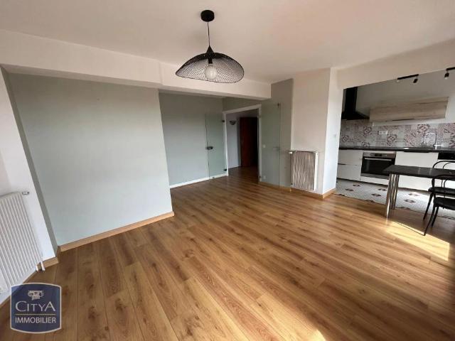 Appartement à louer 2 pièces 57.87m²