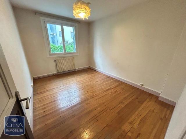 Appartement à louer 2 pièces 57.81m²