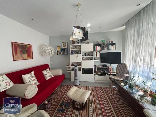 Appartement à louer 2 pièces 57.98m²
