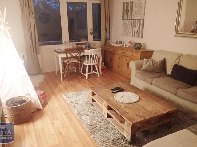 Appartement à louer 2 pièces 58.76m²