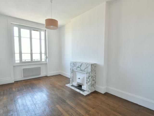 Appartement à louer 2 pièces 58,80 m
