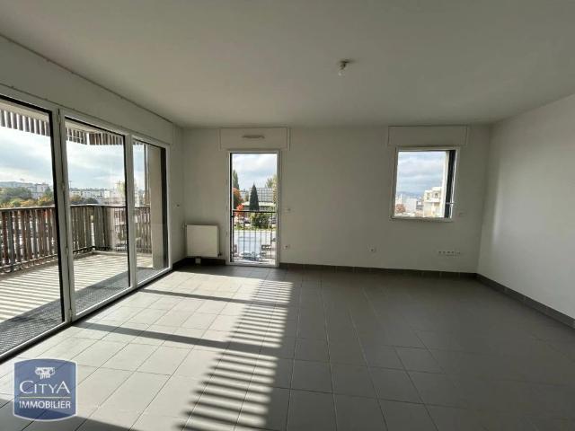 Appartement à louer 2 pièces 59.51m²
