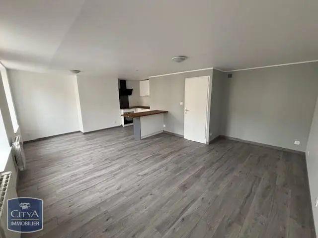 Appartement à louer 2 pièces 59.8m²