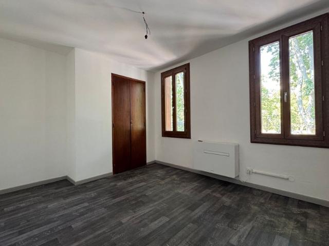 Appartement à louer 2 pièces • 50,15 m2 Pézenas