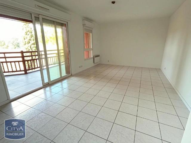 Appartement à louer 2 pièces 50.65m²