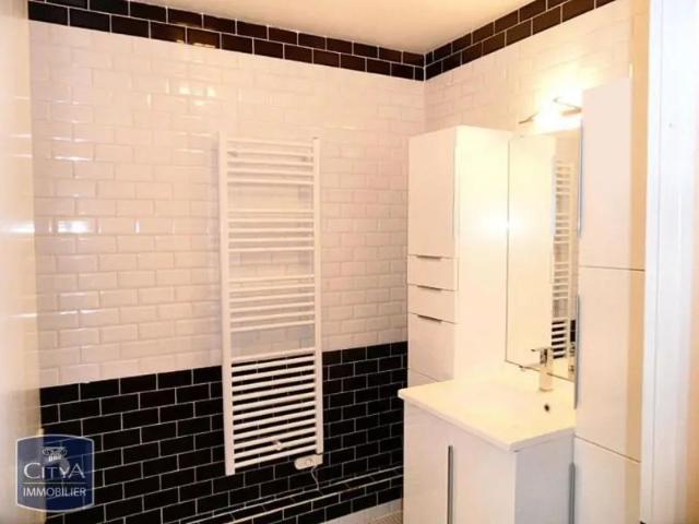 Appartement à louer 2 pièces 50.6m²