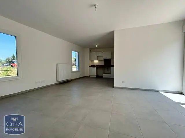 Appartement à louer 2 pièces 51.2m²