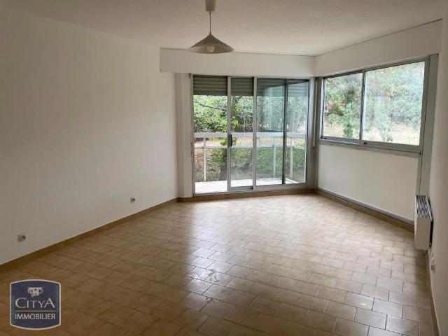 Appartement à louer 2 pièces 51.85m²