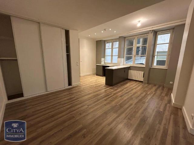 Appartement à louer 2 pièces 51.88m²