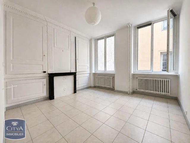 Appartement à louer 2 pièces 51.97m²