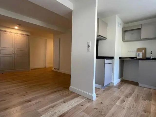 Appartement à louer 2 pièces 51.93m²
