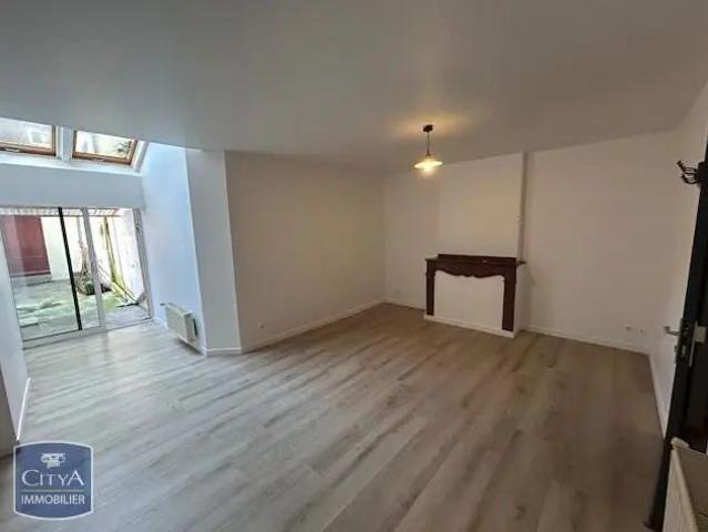 Appartement à louer 2 pièces 52.37m²